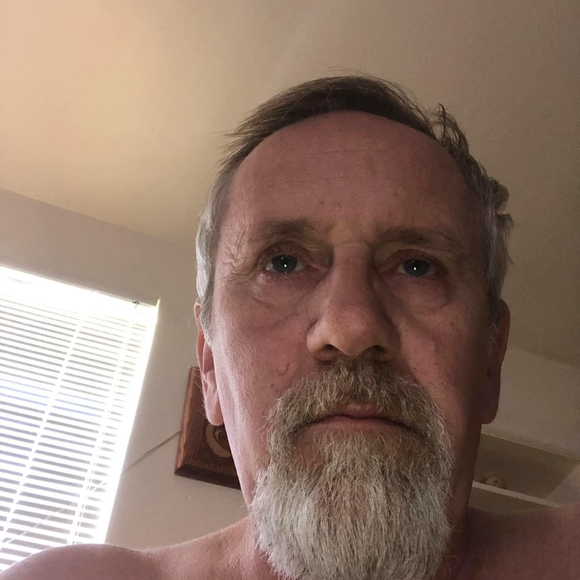 Meet your Posher, George - Picture 1 of 1